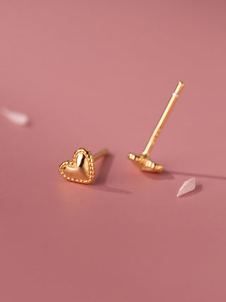 SIMPLE HEART EARRINGS