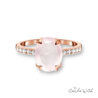 The-geordie-witch-newcastle-upon-tyne-oval-pav_-ring-rose-gold-rose-quartz-white