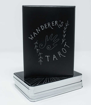 Wanderer's Tarot (78-Card Deck with Fold-Out Guide)