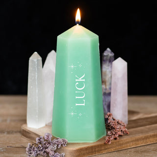 the-geordie-witch-newcastle-upon-tyne-luck-crystal-candle-with-rough-aventurine